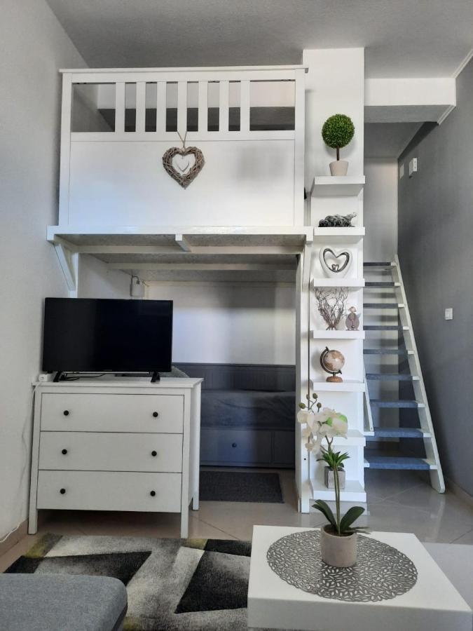 Apartment Gs Centar Gospić Eksteriør billede