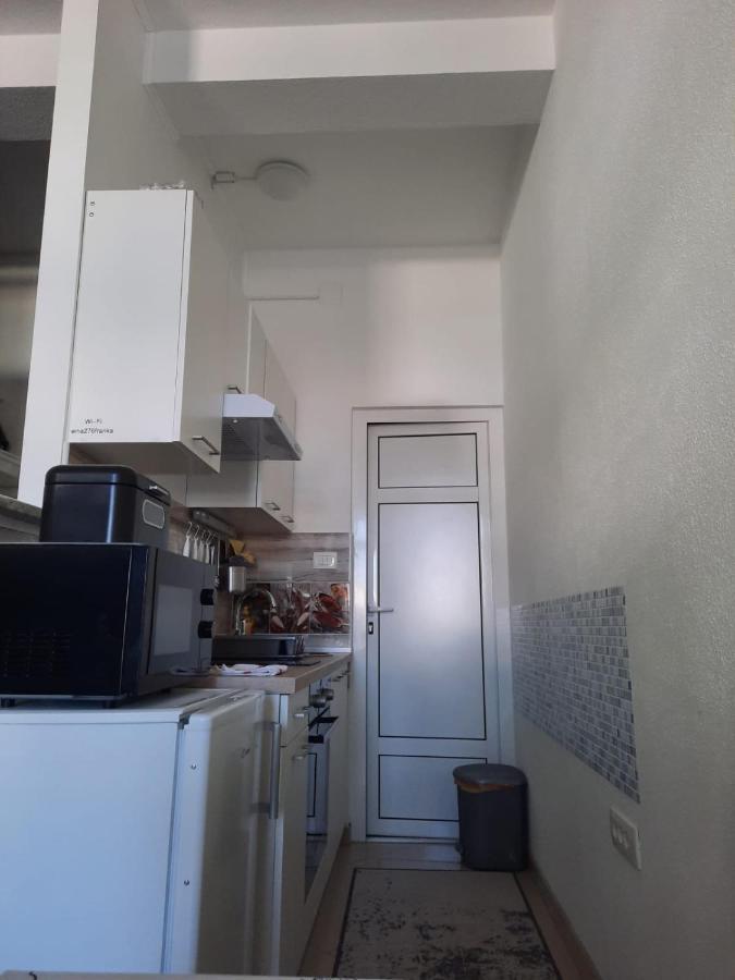 Apartment Gs Centar Gospić Eksteriør billede